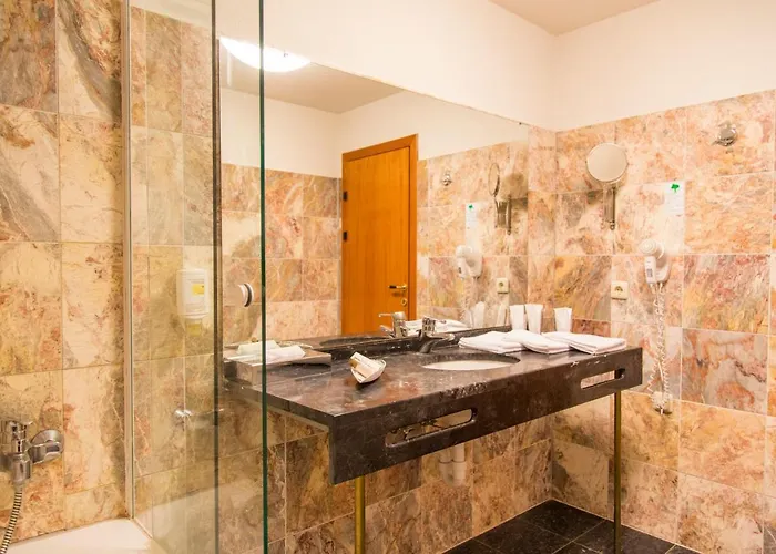 阿尔滕堡公园酒店